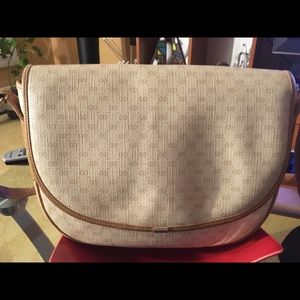 AUTHENTIC GUCCI: Vintage Classic PRICE DROP 🏷️